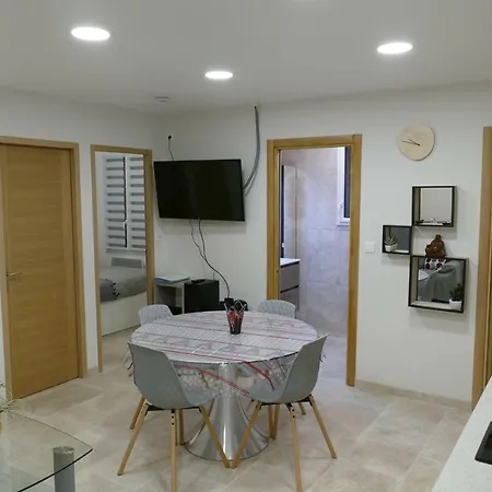 Holiday home Les Hauts De