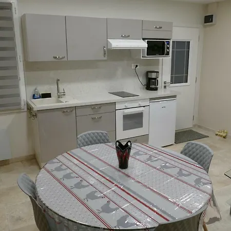 Holiday home Les Hauts De Reillanne